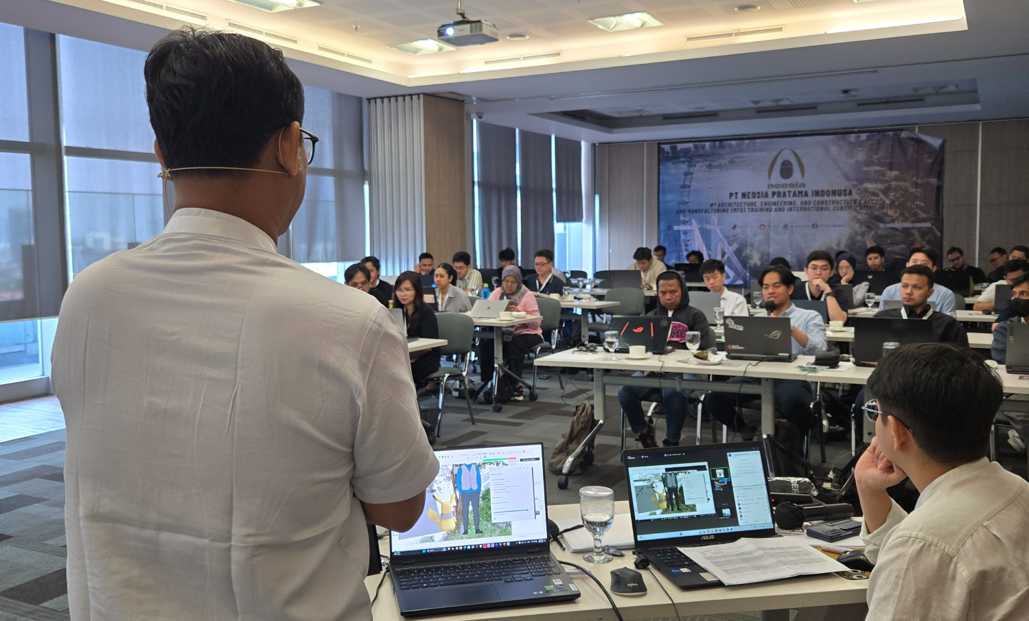 BIM CYBER 2 - 4